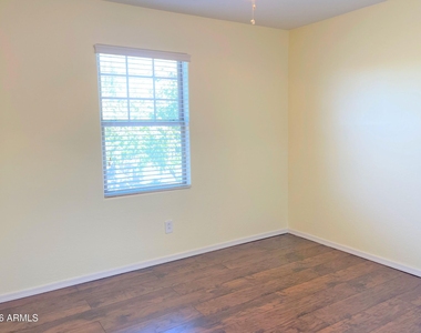 2741 E Bart Street - Photo Thumbnail 13