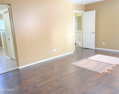 2741 E Bart Street - Photo Thumbnail 8