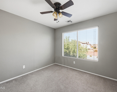 27820 N 26th Avenue - Photo Thumbnail 18