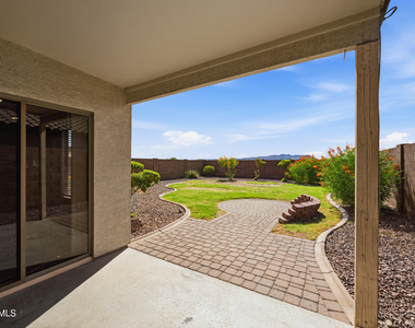 27820 N 26th Avenue - Photo Thumbnail 23