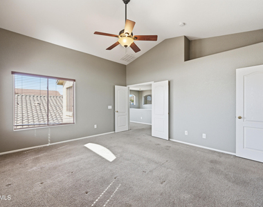 27820 N 26th Avenue - Photo Thumbnail 13