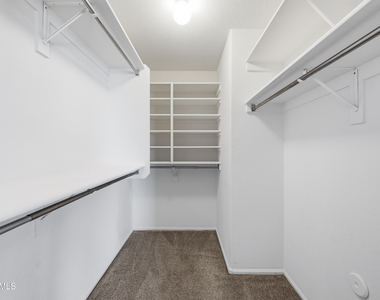 27820 N 26th Avenue - Photo Thumbnail 17