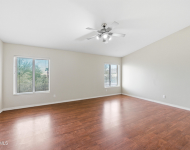 2743 E Verbena Drive - Photo Thumbnail 17