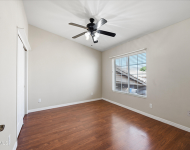 2743 E Verbena Drive - Photo Thumbnail 23