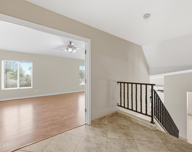 2743 E Verbena Drive - Photo Thumbnail 16