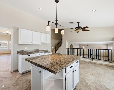2743 E Verbena Drive - Photo Thumbnail 14
