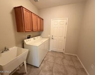 16774 W Aspen View Drive - Photo Thumbnail 19
