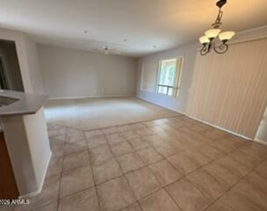 16774 W Aspen View Drive - Photo Thumbnail 9