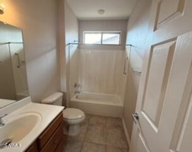 16774 W Aspen View Drive - Photo Thumbnail 17