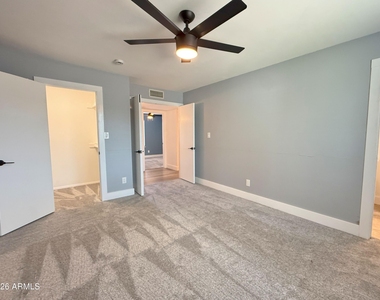 2601 E Hopi Avenue - Photo Thumbnail 11
