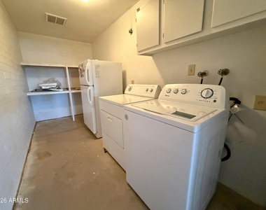 2601 E Hopi Avenue - Photo Thumbnail 20