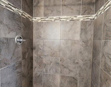 1433 E Windsor Avenue - Photo Thumbnail 19