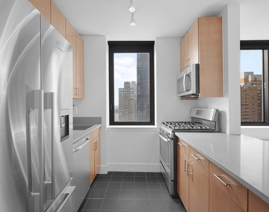 West 42nd Street at 9th Ave - Photo Thumbnail 2
