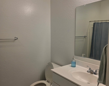 1225 E Jahns Drive - Photo Thumbnail 17