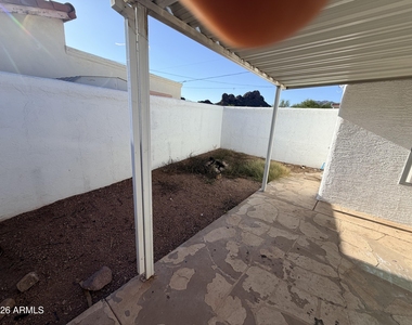 6038 S Alameda Road - Photo Thumbnail 24