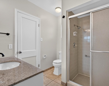 1007 E Citrus Way - Photo Thumbnail 20