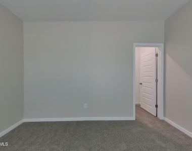 4549 E Granada Street - Photo Thumbnail 8