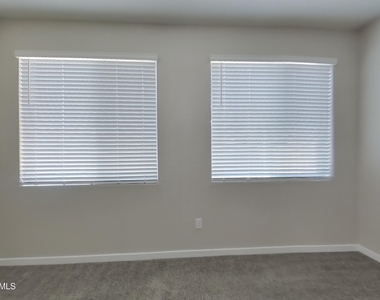 4549 E Granada Street - Photo Thumbnail 5
