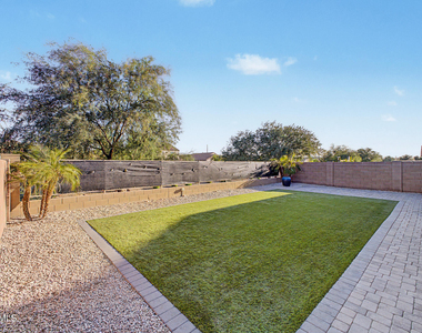 1041 W Glen Canyon Drive - Photo Thumbnail 44