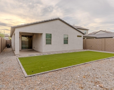 4219 S 57th Drive - Photo Thumbnail 35