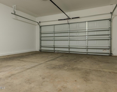 4219 S 57th Drive - Photo Thumbnail 31