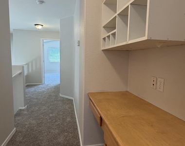 4376 S Rim Court - Photo Thumbnail 11
