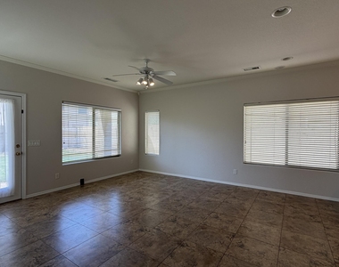 4376 S Rim Court - Photo Thumbnail 5