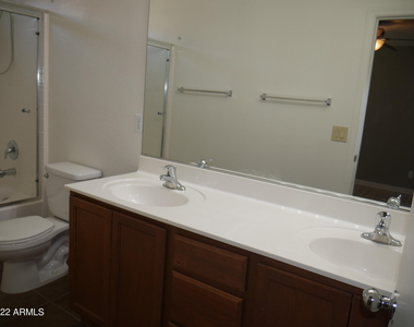 2190 E Mohave Lane - Photo Thumbnail 15