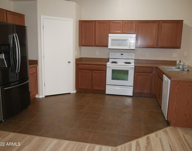 2190 E Mohave Lane - Photo Thumbnail 2