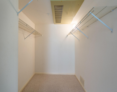 10330 W Thunderbird Boulevard - Photo Thumbnail 11