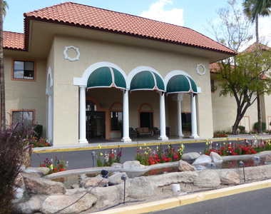 10330 W Thunderbird Boulevard - Photo Thumbnail 16