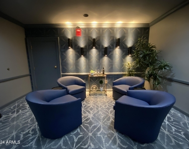 10330 W Thunderbird Boulevard - Photo Thumbnail 22