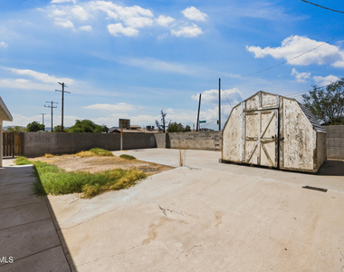 6644 S 6th Avenue - Photo Thumbnail 22