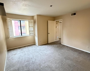 154 W 5th Street - Photo Thumbnail 11