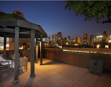 West 53rd Street - Photo Thumbnail 2