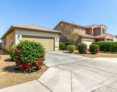 6212 W Orchid Lane - Photo Thumbnail 5