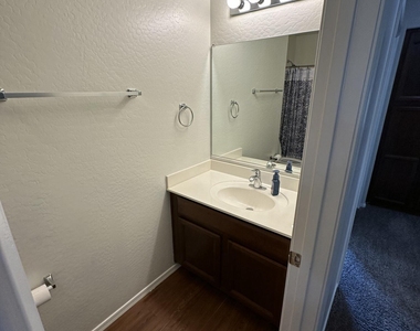 1553 S 231st Lane - Photo Thumbnail 28