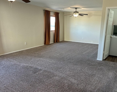 1553 S 231st Lane - Photo Thumbnail 22
