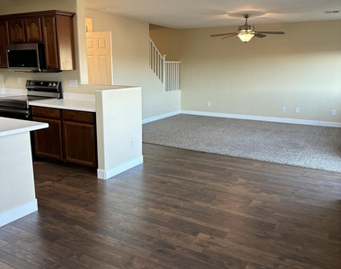 1553 S 231st Lane - Photo Thumbnail 17