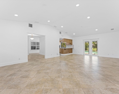 11580 Nw 20th Drive Nw - Photo Thumbnail 3