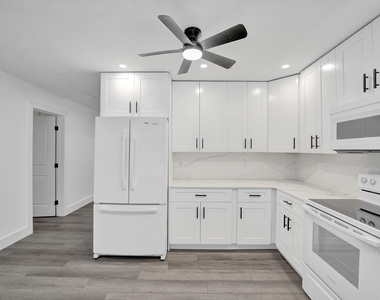 1738 Ne 52nd Street - Photo Thumbnail 14