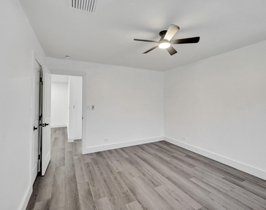 1738 Ne 52nd Street - Photo Thumbnail 29