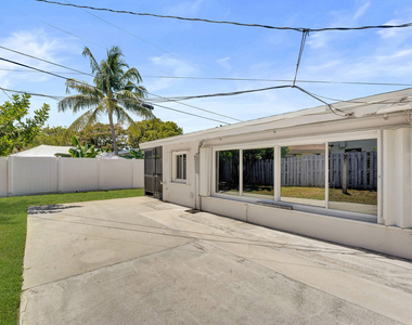 1738 Ne 52nd Street - Photo Thumbnail 49