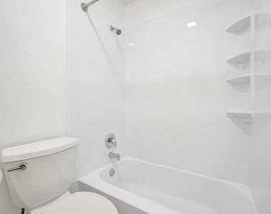 1738 Ne 52nd Street - Photo Thumbnail 32