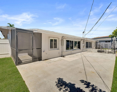 1738 Ne 52nd Street - Photo Thumbnail 46