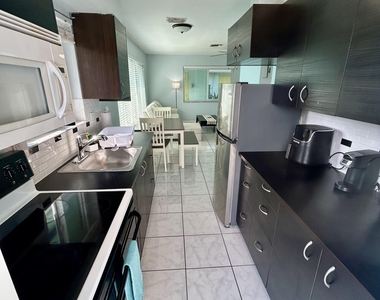 4421 Poinciana Street - Photo Thumbnail 5