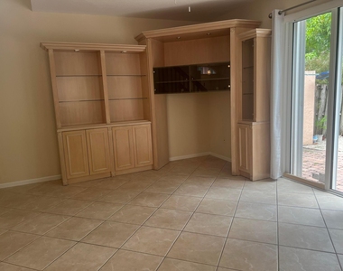 315 Nw 158th Lane - Photo Thumbnail 12