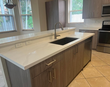 315 Nw 158th Lane - Photo Thumbnail 11