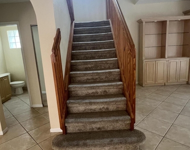 315 Nw 158th Lane - Photo Thumbnail 13