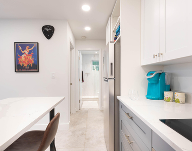 1826 Jefferson Street - Photo Thumbnail 7